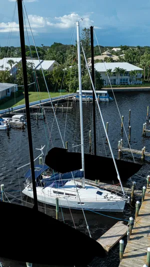 Magic Carpet Yacht Photos Pics 