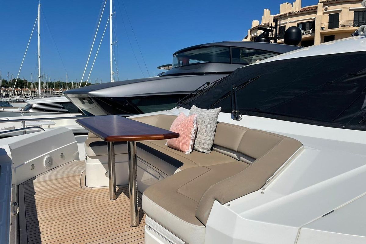 2013 Princess 98 