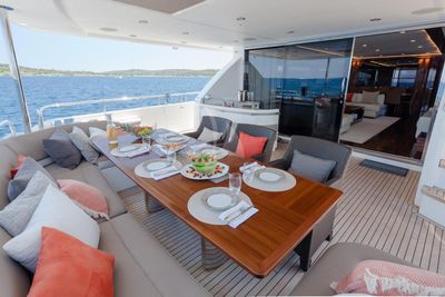 Yacht