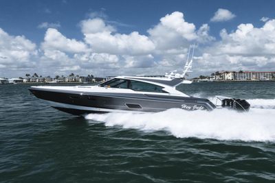 Yacht