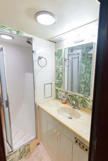 Lynn Haven Yacht Photos Pics 