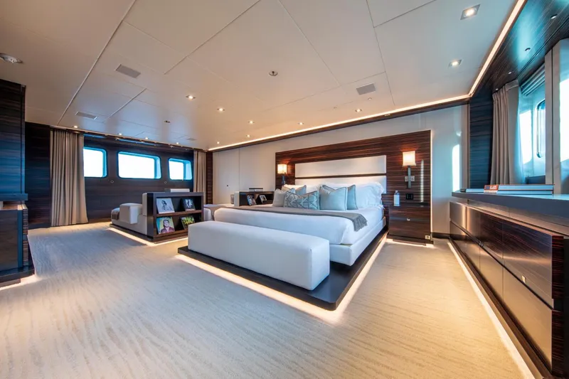 Inception Yacht Photos Pics 