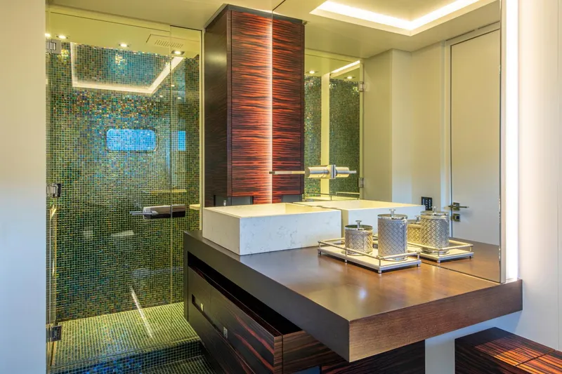 Inception Yacht Photos Pics 