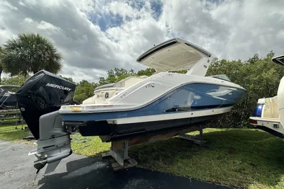 Sea Ray SLX 310