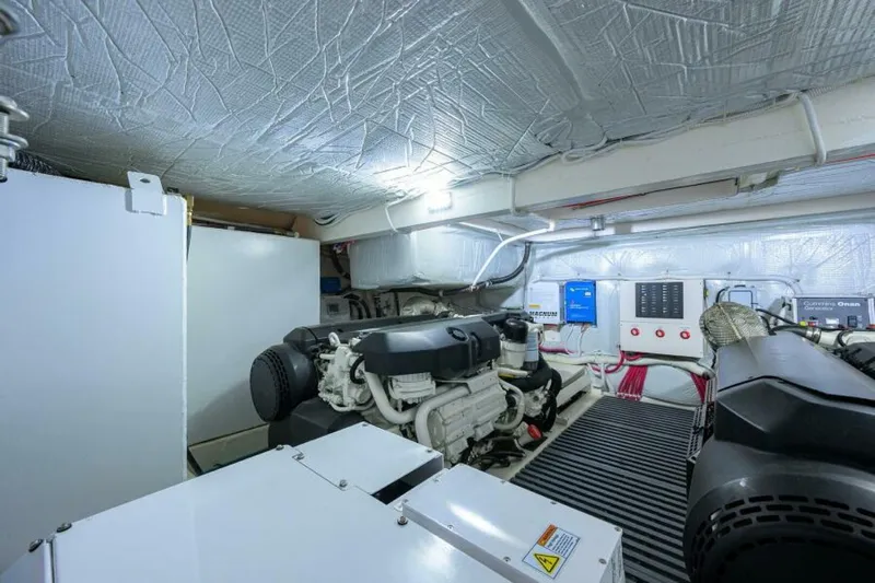 Jena Yacht Photos Pics 2019 Tiara Yachts 49 Coupe - Image 97