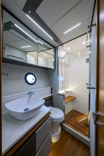 Jena Yacht Photos Pics 2019 Tiara Yachts 49 Coupe - Image 78