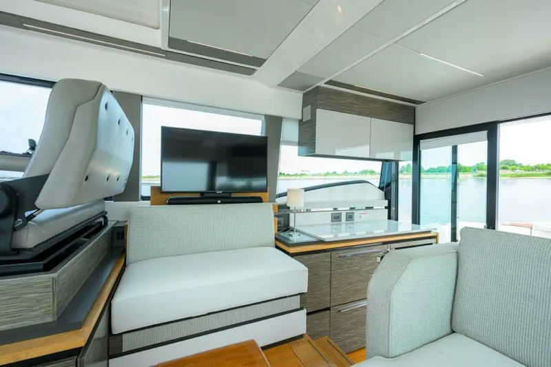 Jena Yacht Photos Pics 2019 Tiara Yachts 49 Coupe - Image 49