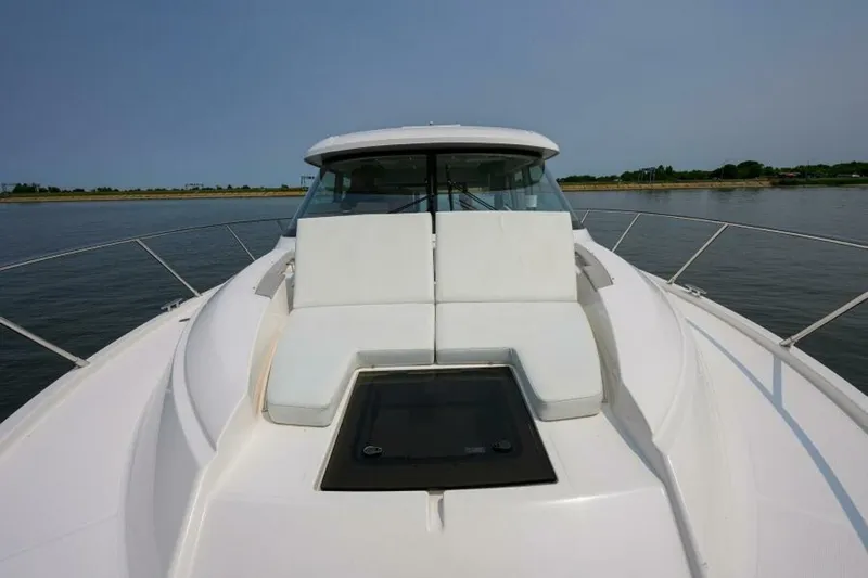 Jena Yacht Photos Pics 2019 Tiara Yachts 49 Coupe - Image 15