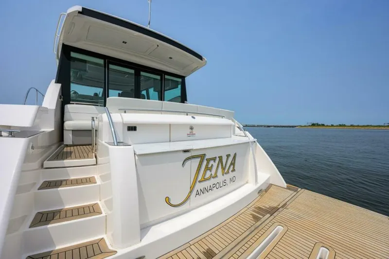 Jena Yacht Photos Pics 2019 Tiara Yachts 49 Coupe - Image 20