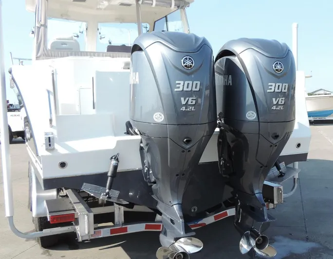  Yacht Photos Pics 2024 NorthCoast 285HT boat with dual Yamaha 300 V6 outboard engines.
