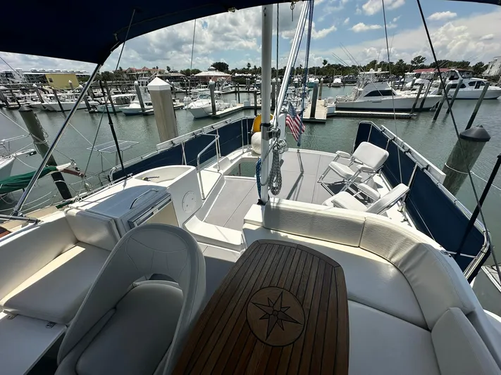 C'est Bon Yacht Photos Pics 