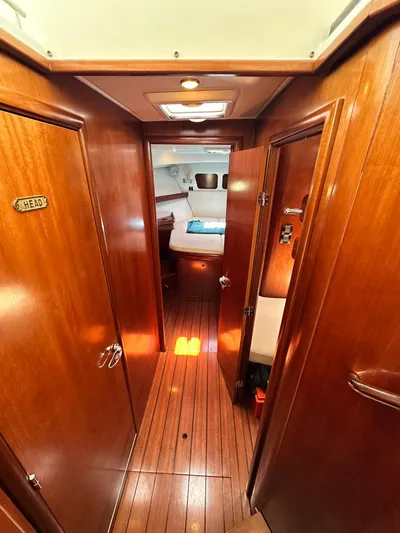 C'est Bon Yacht Photos Pics 