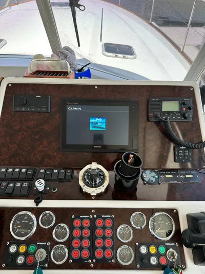 C'est Bon Yacht Photos Pics 