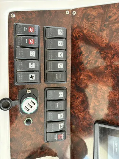 C'est Bon Yacht Photos Pics 