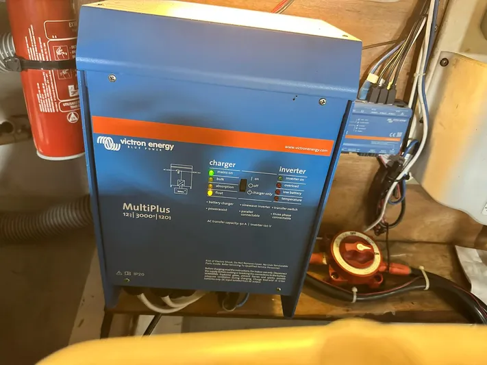 C'est Bon Yacht Photos Pics 