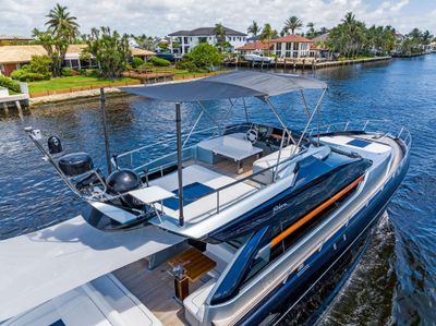 Yacht