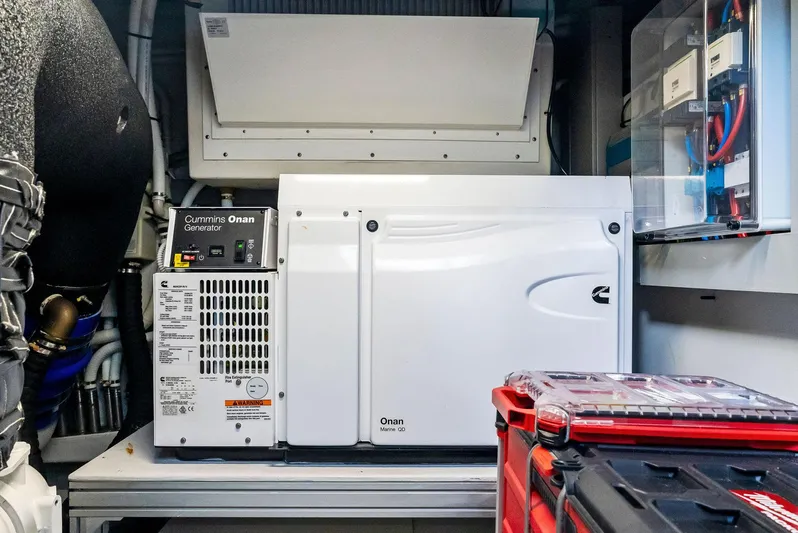 Knot Normal Yacht Photos Pics 