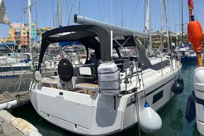 2022 Bavaria C38