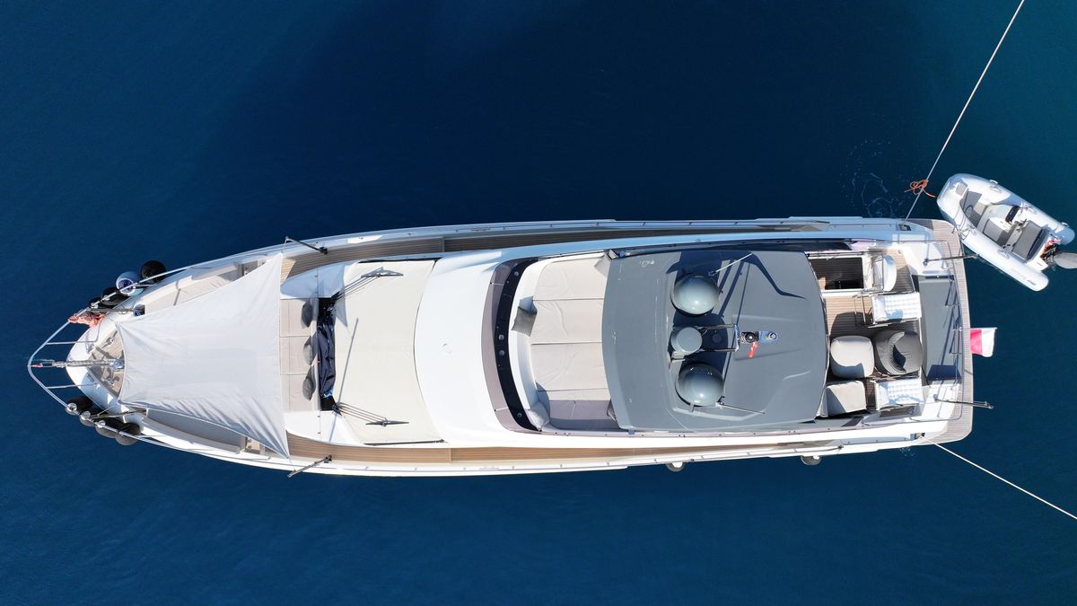 2018 Ferretti Yachts 66 