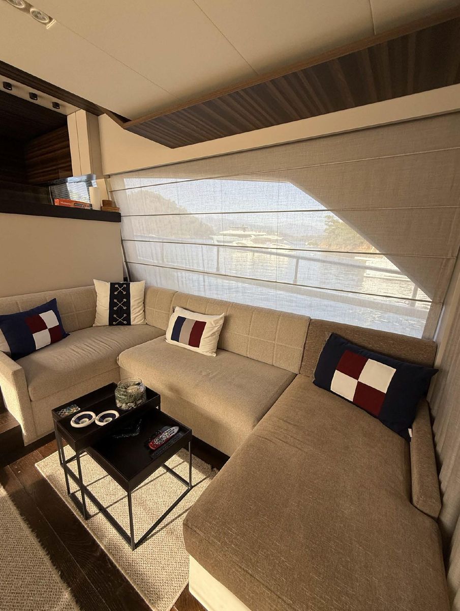 2018 Ferretti Yachts 66 