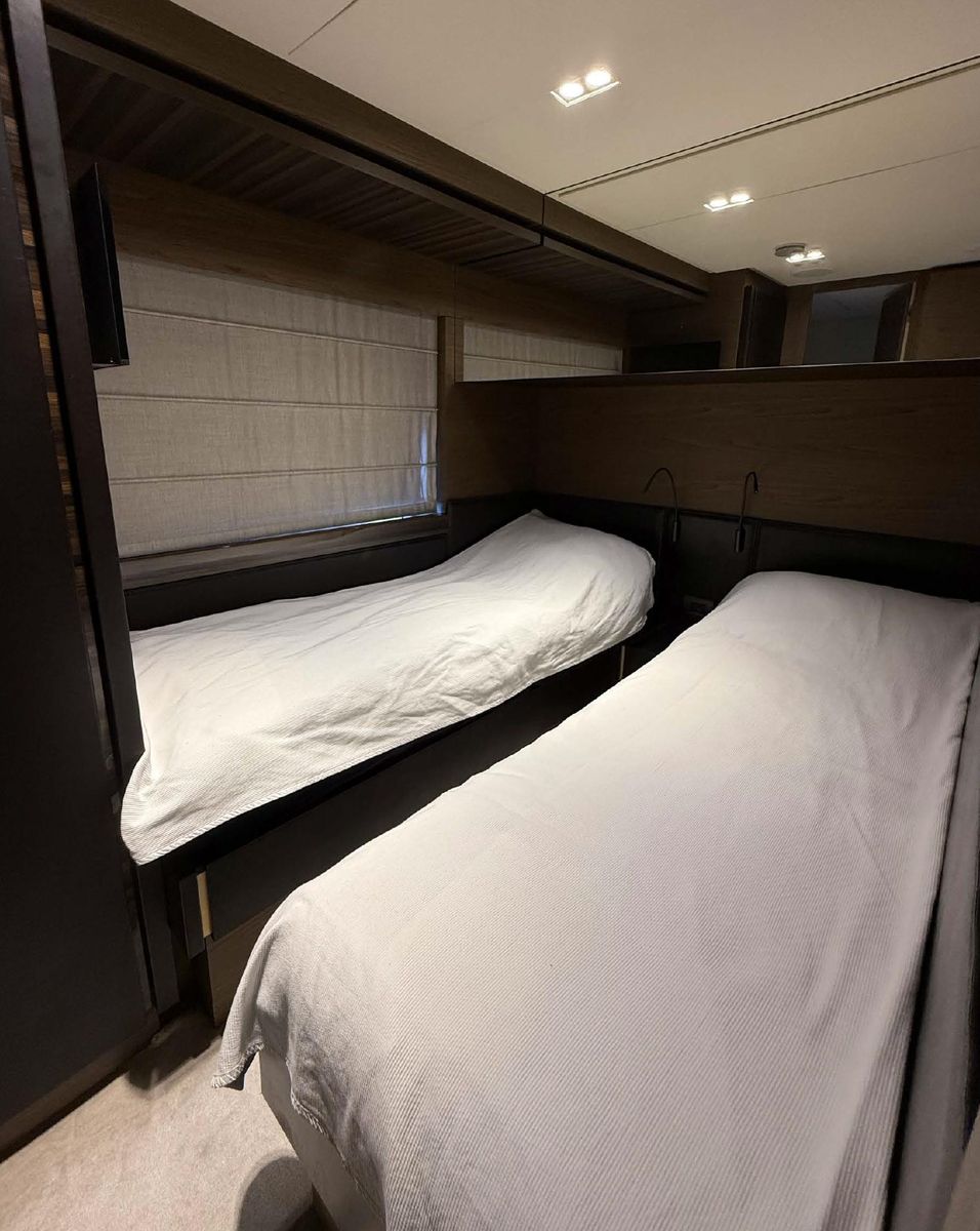 2018 Ferretti Yachts 66 