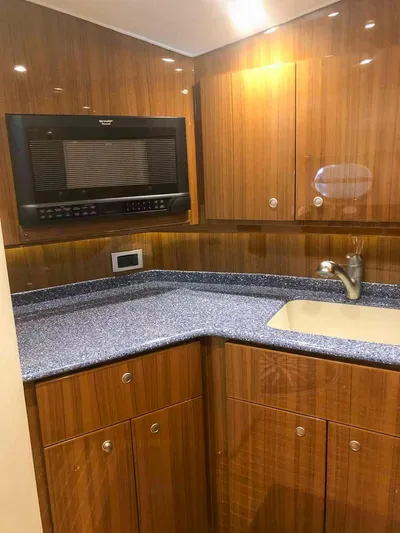 Fuzzy III Yacht Photos Pics 