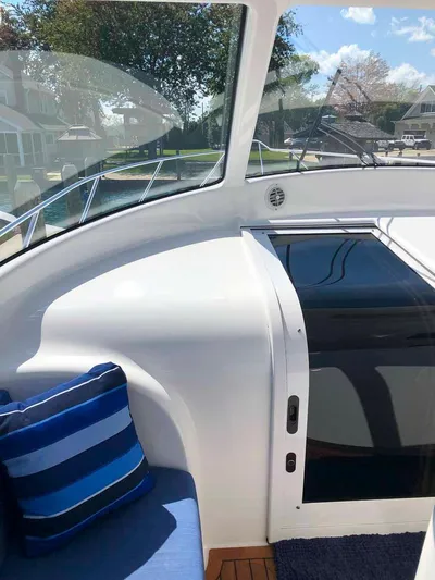 Fuzzy III Yacht Photos Pics 