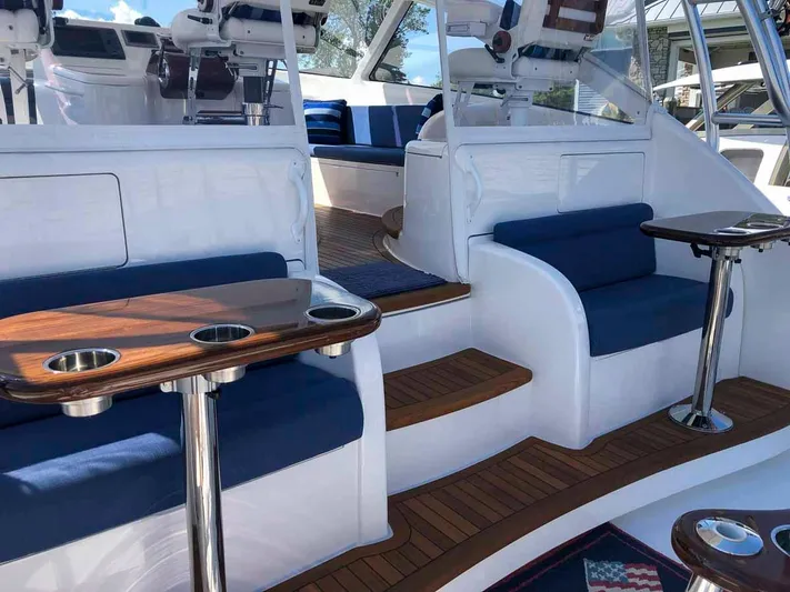 Fuzzy III Yacht Photos Pics 