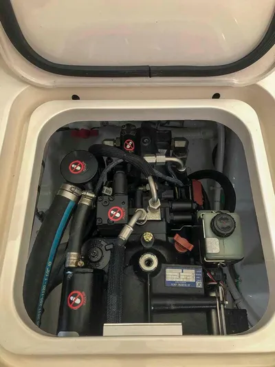 Fuzzy III Yacht Photos Pics 