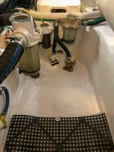 Fuzzy III Yacht Photos Pics 