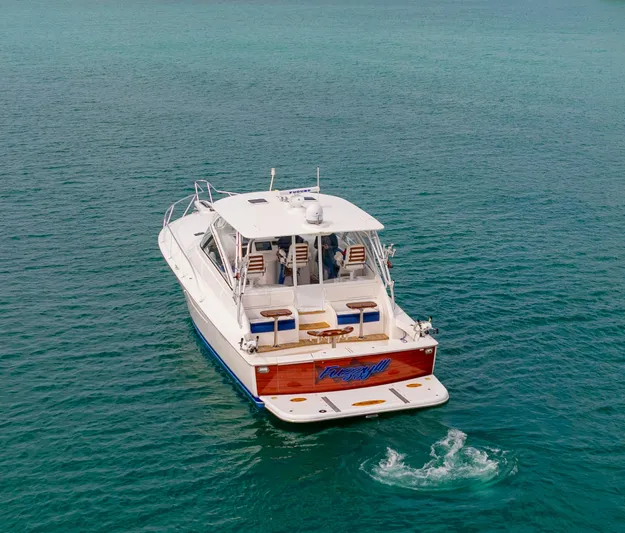 Fuzzy III Yacht Photos Pics 