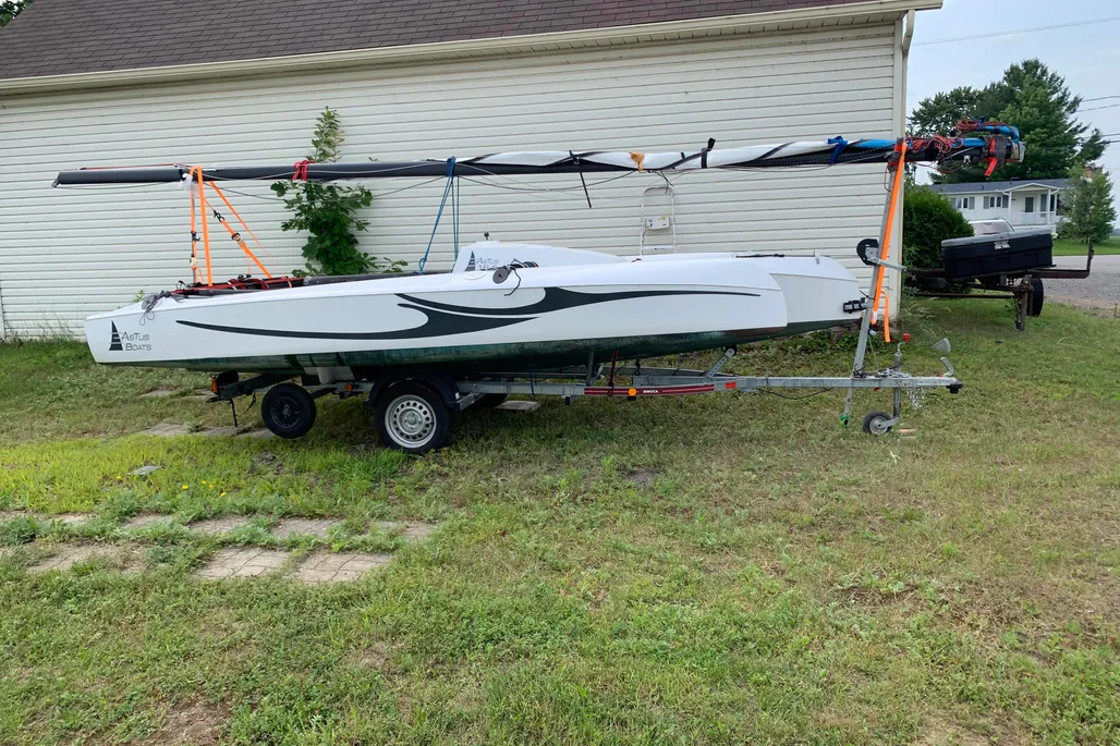 2017 Astus 16.5 Trimaran for sale - YachtWorld