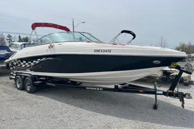 Rinker 262 Captiva Bowrider