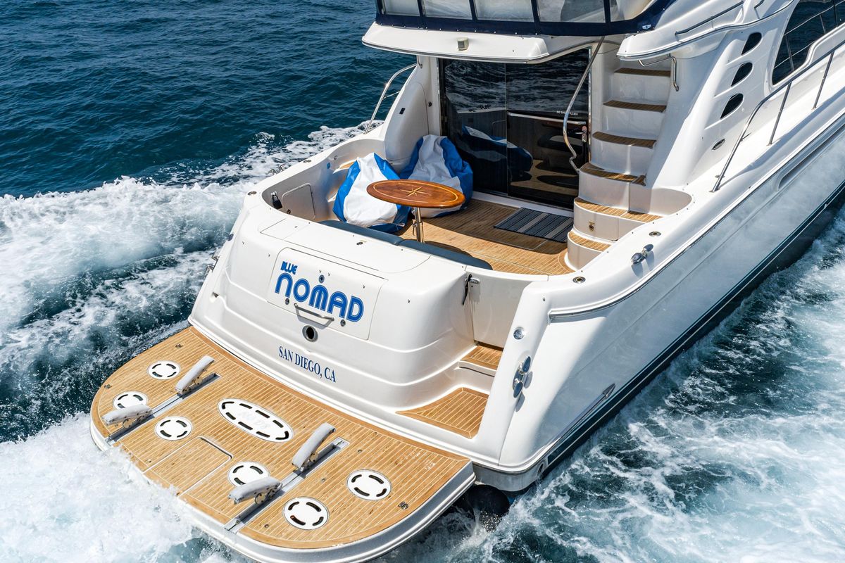 2001 Sea Ray 55 