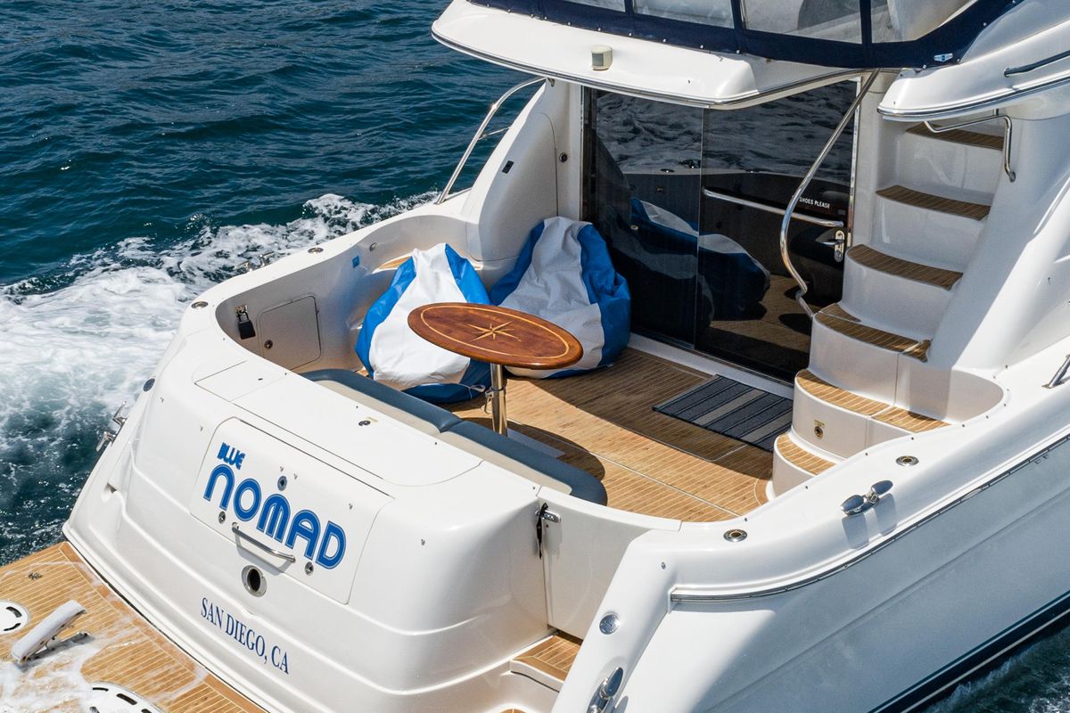 2001 Sea Ray 55 