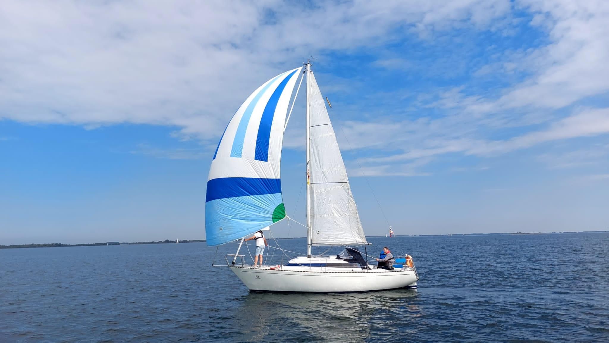 1976 Standfast Loper 27