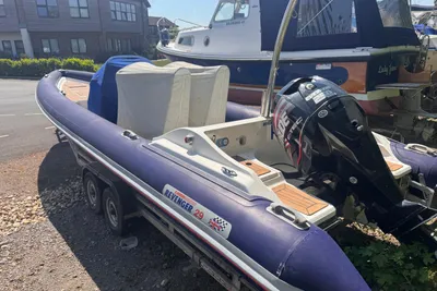 2005 Revenger 29