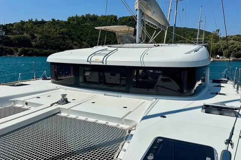  Yacht Photos Pics Lagoon 40 2021