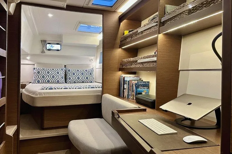  Yacht Photos Pics Lagoon 40 2021