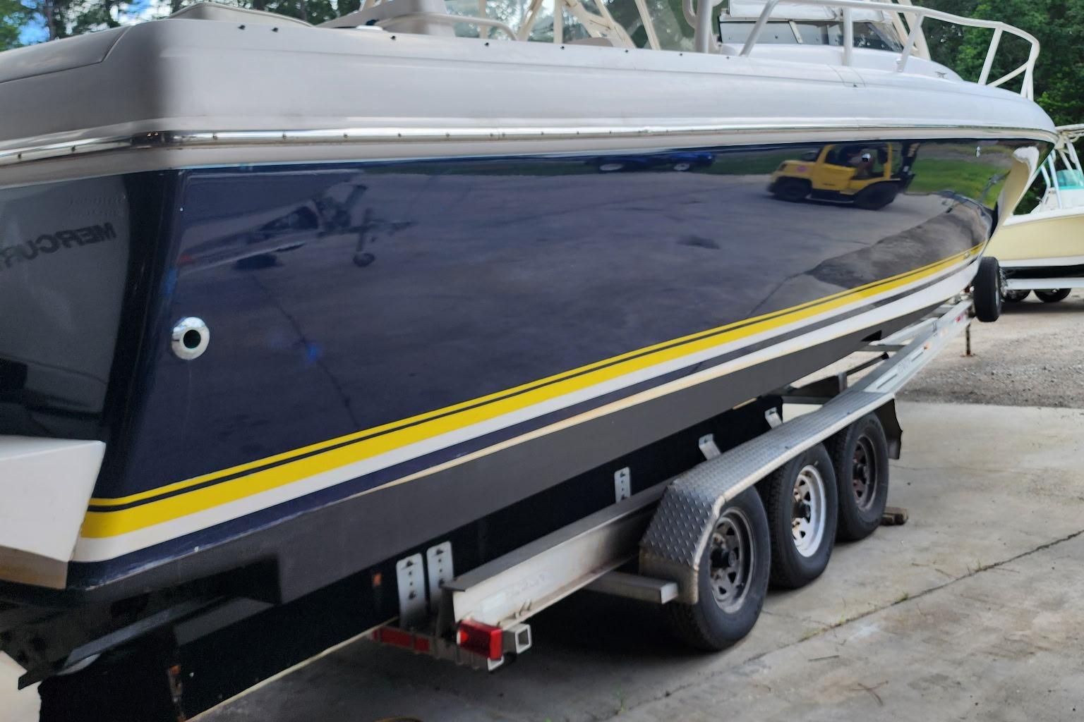 2006 Intrepid 377 Walkaround Cuddy Cabin for sale - YachtWorld