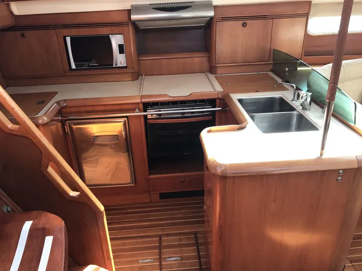  Yacht Photos Pics Jeanneau Sun Odyssey 54 Ds
