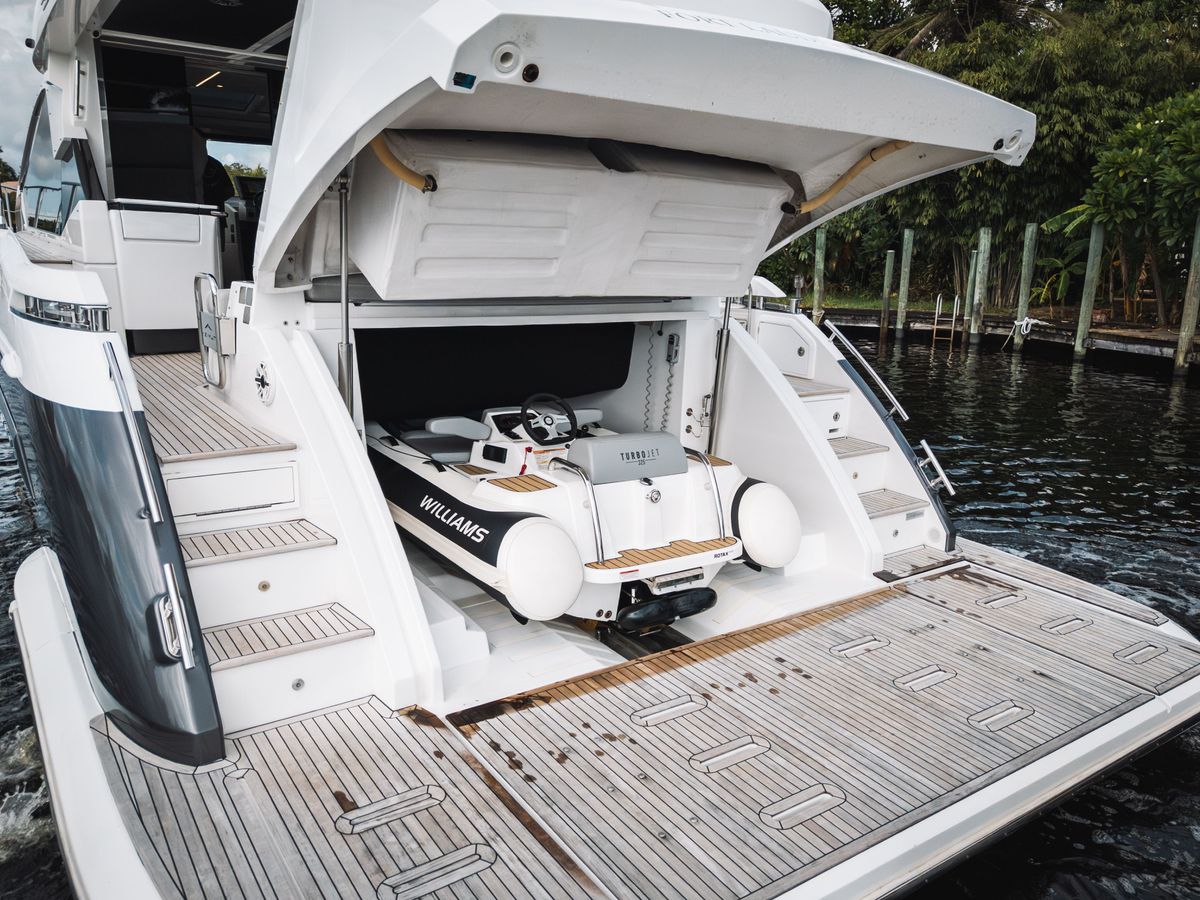 2020 Azimut 60 