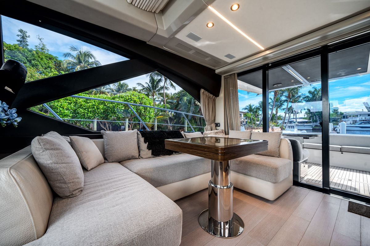 2020 Azimut 60 