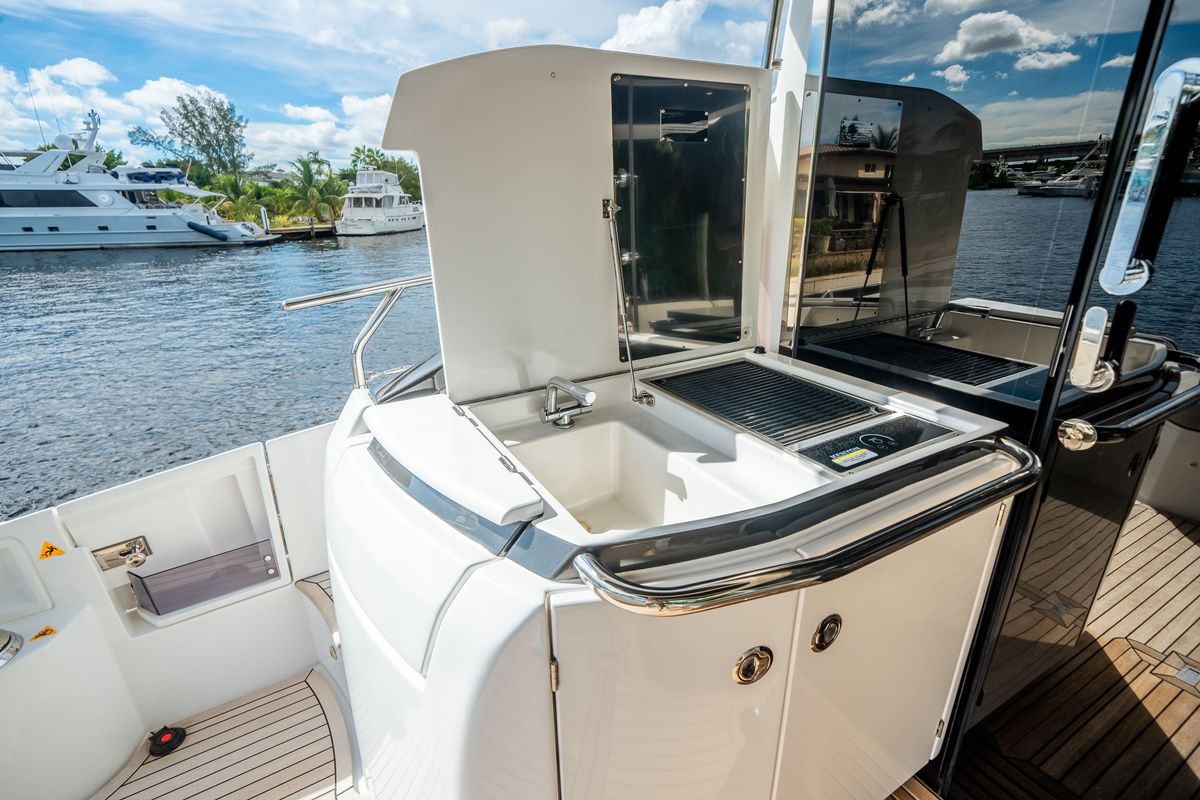 2020 Azimut 60 