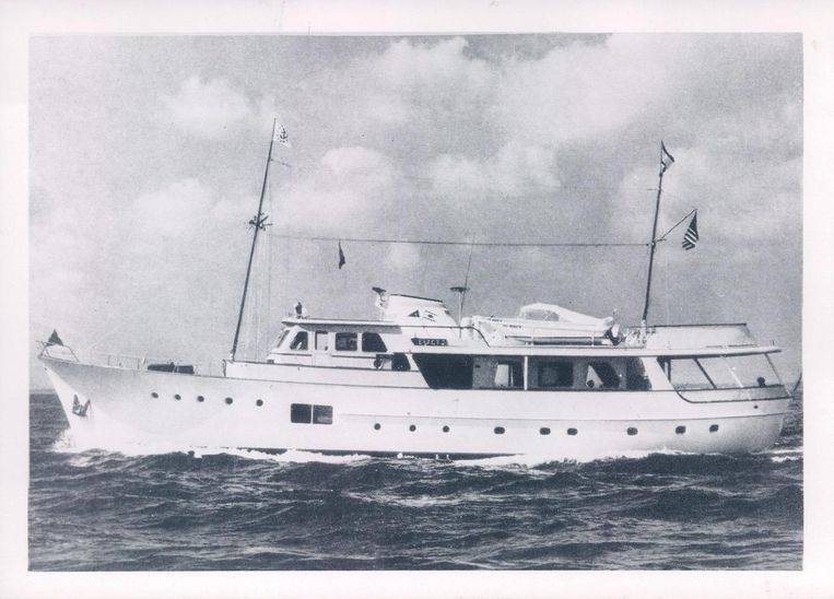 1964-86-feadship-classic-canoe-stern