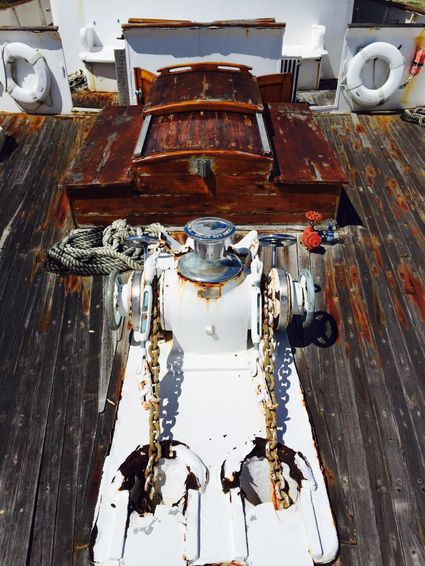 1964-86-feadship-classic-canoe-stern