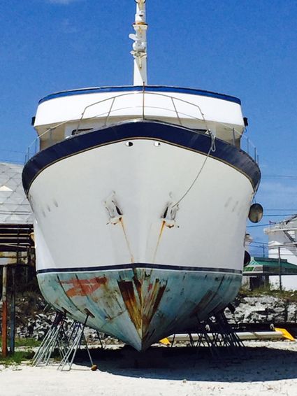 1964-86-feadship-classic-canoe-stern