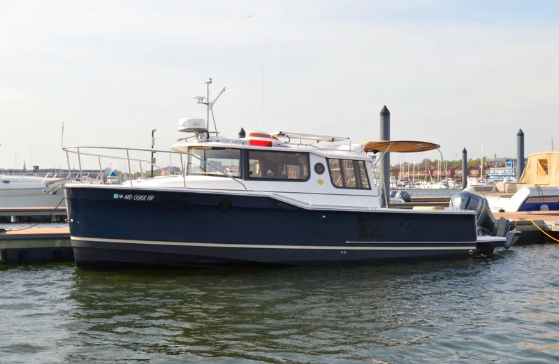 Chestnuts Yacht Photos Pics 