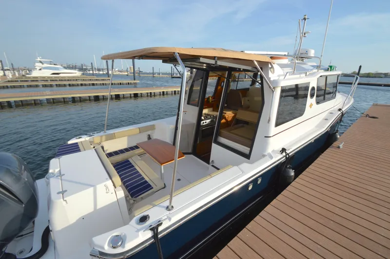 Chestnuts Yacht Photos Pics 