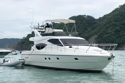 Ferretti Yachts 500